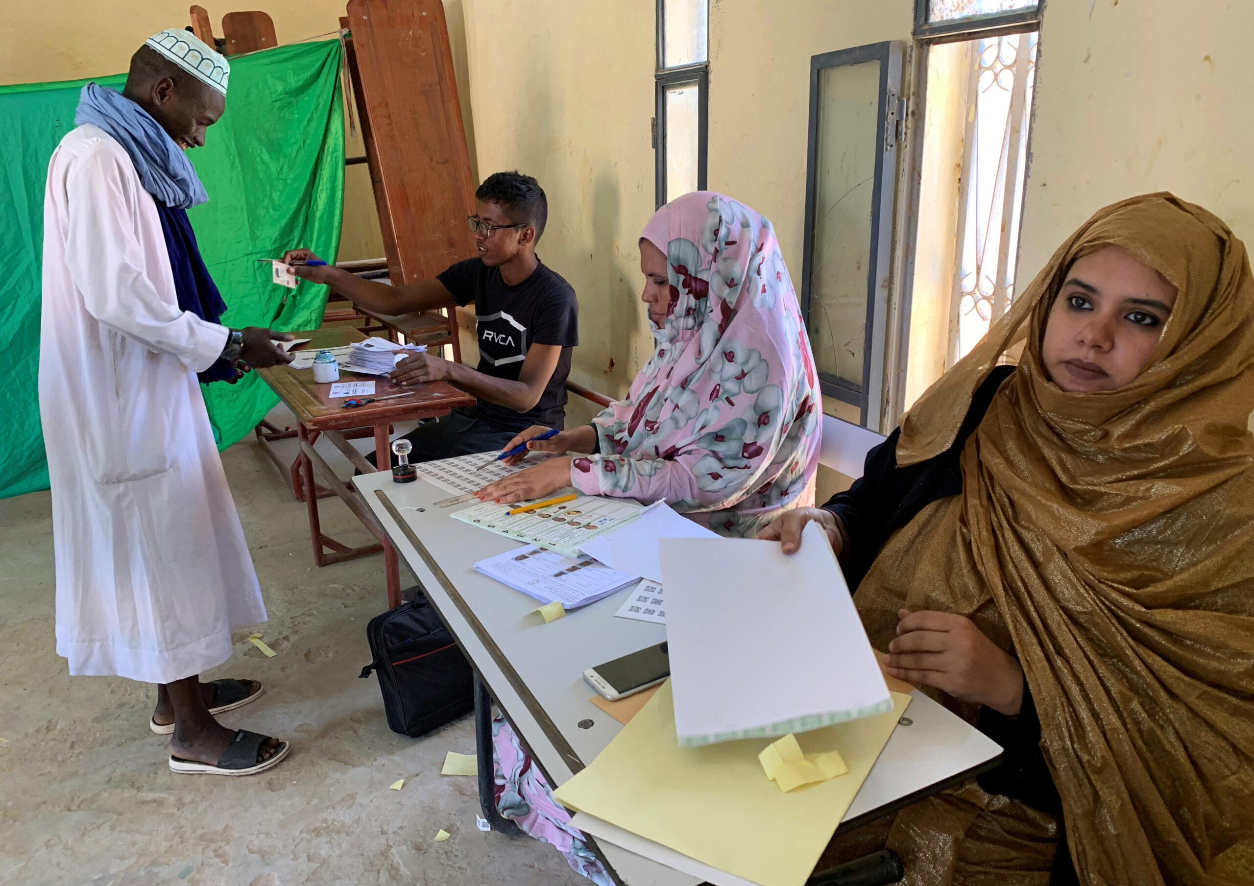 Early Mauritania Poll Results Show Ruling Party Candidate Ahead CGTN   2019 06 22T123425Z 1527317831 RC1A954064C0 RTRMADP 3 MAURITANIA ELECTION Scaled 