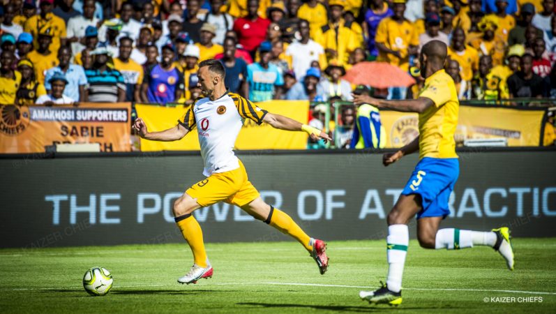 Mamelodi Sundowns face Kaizer Chiefs in crucial game in Absa