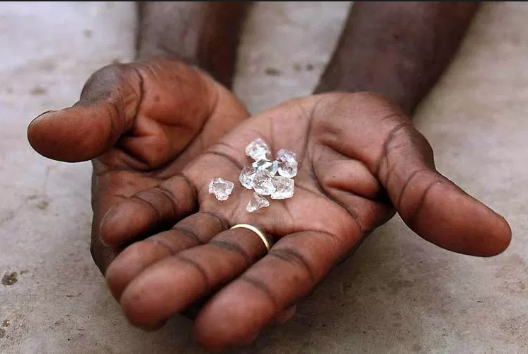Le deliberazioni delle Nazioni Unite si concludono senza raggiungere un consenso sull’impatto del commercio dei diamanti provenienti dai conflitti