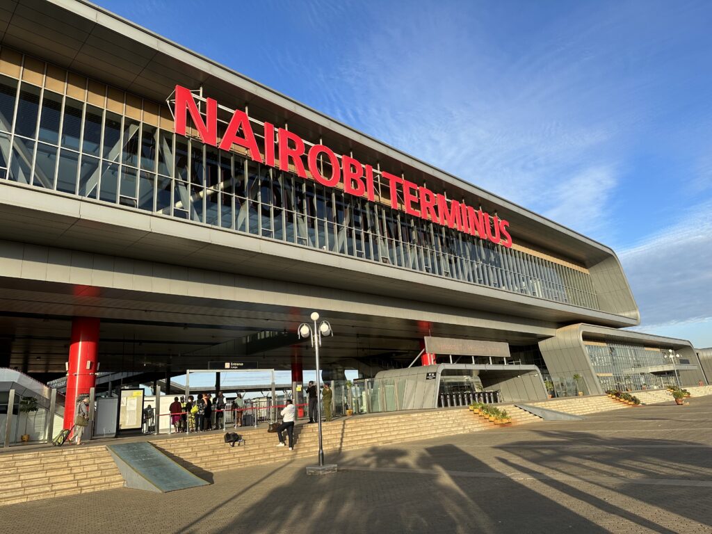 Passengers walk into Nairobi Terminus of Standard Gauge Railway (SGR) in Nairobi, Kenya, on October 8, 2023. /Photo by CGTN Africa